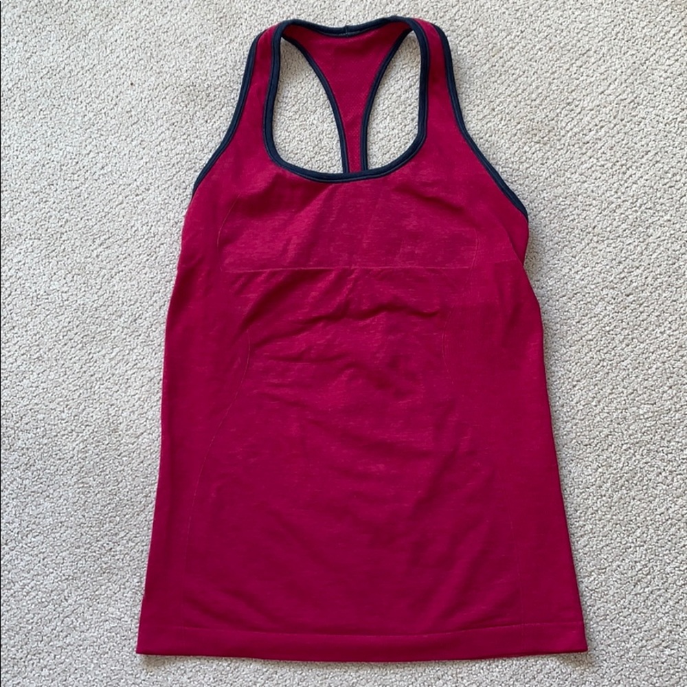 Like New Lululemon Top Size 4